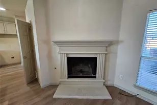 393 Ivan Dr, Lewisville, TX 75067 - Photo 5