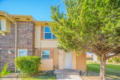 76 E Mountain Creek Drive, Grand Prairie, TX 75052 - Photo 1