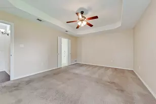 132 Hedgerow Ln, Lewisville, TX 75057 - Photo 17