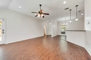 132 Hedgerow Ln, Lewisville, TX 75057 - Photo 11