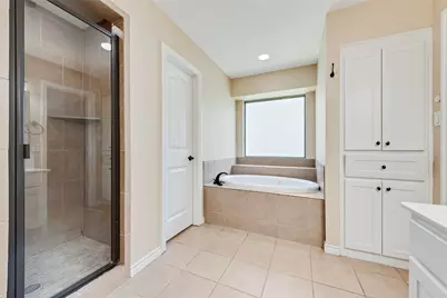 132 Hedgerow Lane, Lewisville, TX 75057 - Photo 15