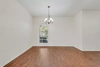 132 Hedgerow Lane, Lewisville, TX 75057 - Photo 5