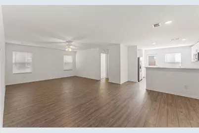 816 Breakwater Drive, Princeton, TX 75407 - Photo 3