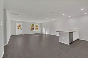 135 Sienna Dr, Alvord, TX 76225 - Photo 7