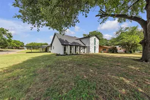 3837 Kimball Ridge Dr, Dallas, TX 75233 - Photo 3