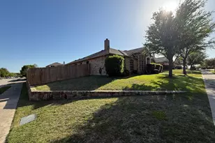 1261 Highbluff Ln, Rockwall, TX 75087 - Photo 3