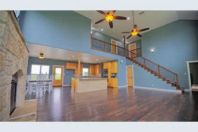 209 E Meadows Street, Saint Jo, TX 76265 - Photo 9