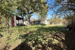 3203 NW 33rd St, Fort Worth, TX 76106 - Photo 3