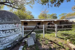 3203 NW 33rd St, Fort Worth, TX 76106 - Photo 11