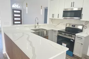 1116 Cresthaven Dr, Lancaster, TX 75134 - Photo 5