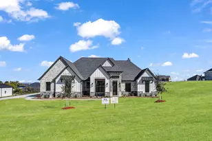 143 Oak Mdw Ln, Weatherford, TX 76085 - Photo 3