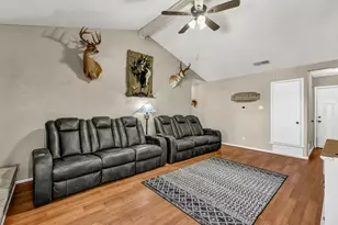 6144 Skylark Ln, Watauga, TX 76148 - Photo 5