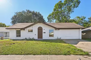 109 Harper Ct, Grand Prairie, TX 75051 - Photo 1