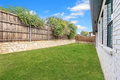 6421 St  George Court, North Richland Hills, TX 76180 - Photo 5