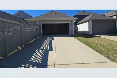 913 E Market Street, Northlake, TX 76247 - Photo 3