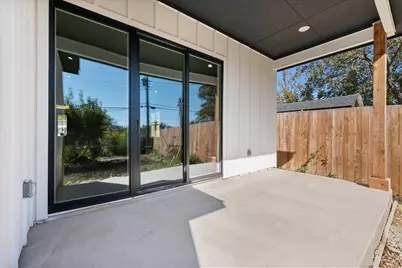 2770 Moffatt Avenue, Dallas, TX 75216 - Photo 23