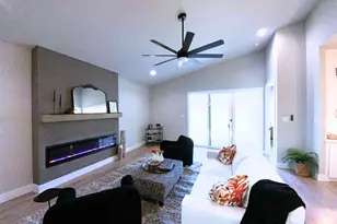 2770 Moffatt Ave, Dallas, TX 75216 - Photo 5