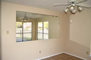 4001 Windy Meadow Ct, Arlington, TX 76017 - Photo 9