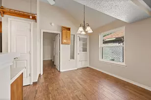 6937 Cheswick Dr, North Richland Hills, TX 76182 - Photo 9