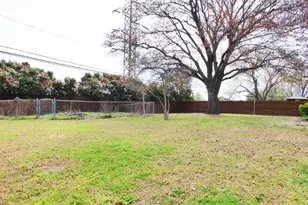 1028 Ridgefield Dr, Plano, TX 75075 - Photo 35