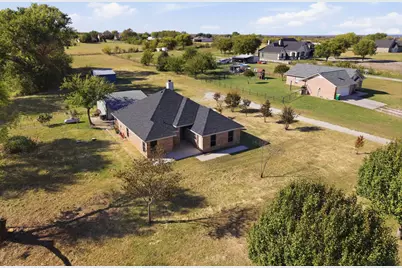 8875 Fm 2450, Sanger, TX 76266 - Photo 3