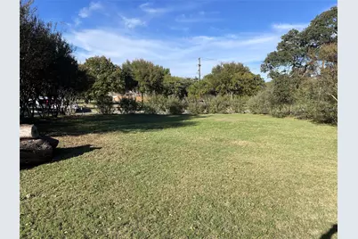 2950 W Sublett Road, Arlington, TX 76017 - Photo 13