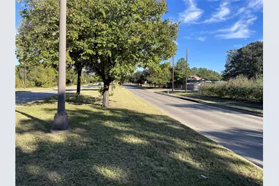 2950 W Sublett Road, Arlington, TX 76017 - Photo 9