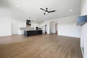 2008 Forest Bridge Dr, Azle, TX 76020 - Photo 7