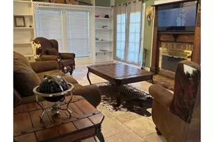 1910 S Westmoreland Rd, Glenn Heights, TX 75154 - Photo 3