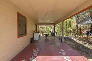 631 Coleman St, Stephenville, TX 76401 - Photo 29