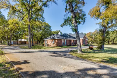 921 Corry A Edwards Drive, Kennedale, TX 76060 - Photo 3