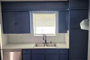 3005 Farrell Ln, Fort Worth, TX 76119 - Photo 7