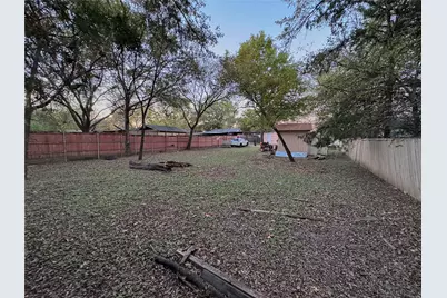 3232 Springview Avenue, Dallas, TX 75216 - Photo 9