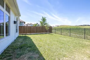 2156 Domingo Dr, Fort Worth, TX 76008 - Photo 9