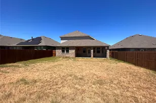 11240 Aspen Trl, Aubrey, TX 76227 - Photo 3