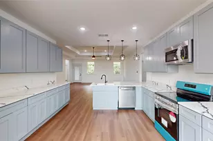 416 Linden St, Keene, TX 76059 - Photo 7