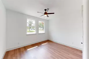 416 Linden St, Keene, TX 76059 - Photo 17