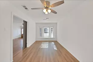 715 E Avenue F, Midlothian, TX 76065 - Photo 13