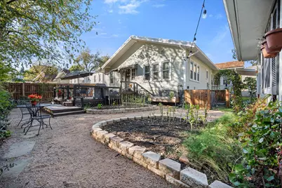 407 W Columbia Street, Weatherford, TX 76086 - Photo 23