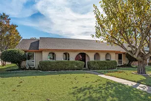 2112 Plymouth Rock Dr, Richardson, TX 75081 - Photo 3