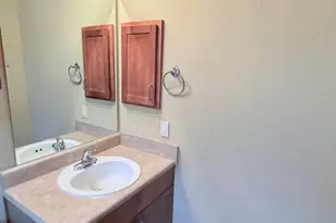 2410 S 2nd St, Waco, TX 76706 - Photo 23