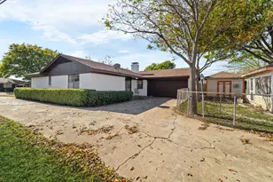 8348 Hillside Dr, Frisco, TX 75033 - Photo 17