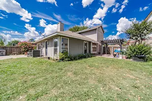 2671 Clayton Oaks Dr, Dallas, TX 75227 - Photo 31