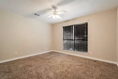 2671 Clayton Oaks Drive, Dallas, TX 75227 - Photo 7