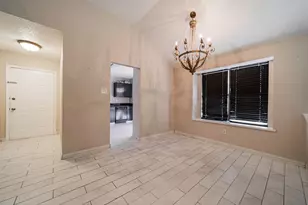 2671 Clayton Oaks Dr, Dallas, TX 75227 - Photo 5