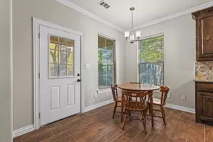 2239 E Tuck St, Sherman, TX 75090 - Photo 9