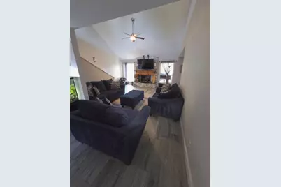 8626 Berryvine Drive, Houston, TX 77489 - Photo 5