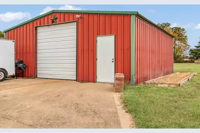 1005 E Hwy 82, Blossom, TX 75416 - Photo 5