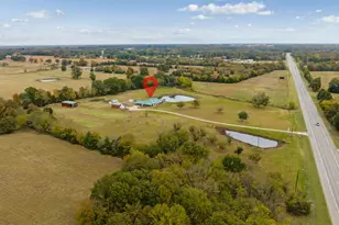 1005 E Hwy 82, Blossom, TX 75416 - Photo 7