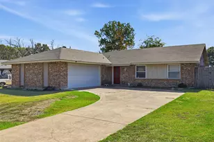 1516 Armstrong Dr, Plano, TX 75074 - Photo 3